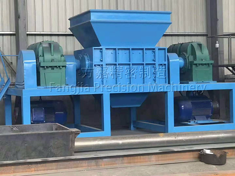 彩鋼瓦撕碎機(jī)